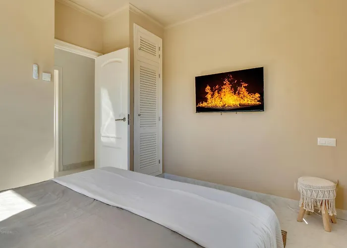 Casa Iris Villa *