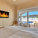 Casa Iris * خافييا
